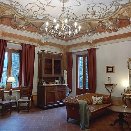 Monti Guesthouse Monti di Licciana Nardi Eksteriør billede