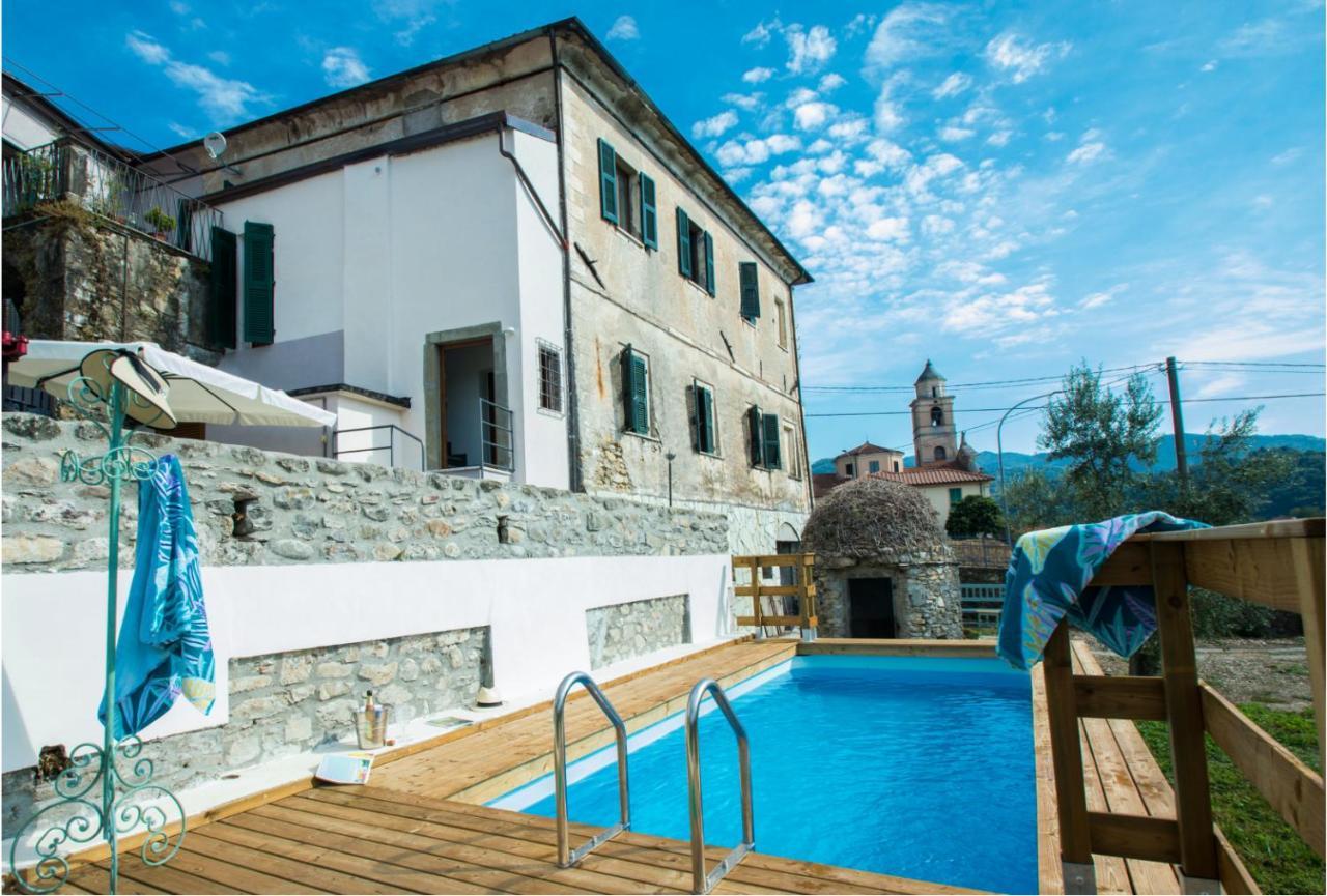 Monti Guesthouse Monti di Licciana Nardi Eksteriør billede