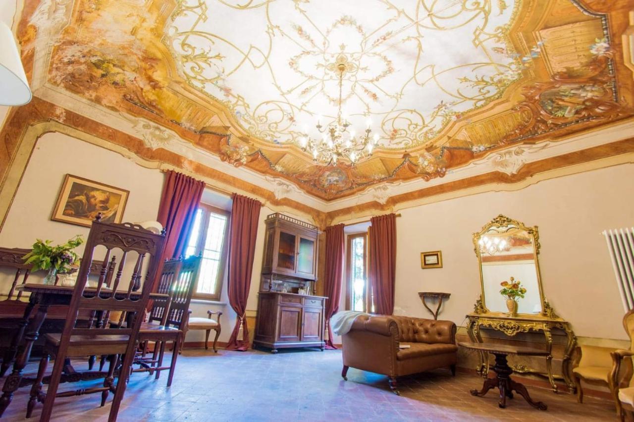 Monti Guesthouse Monti di Licciana Nardi Eksteriør billede