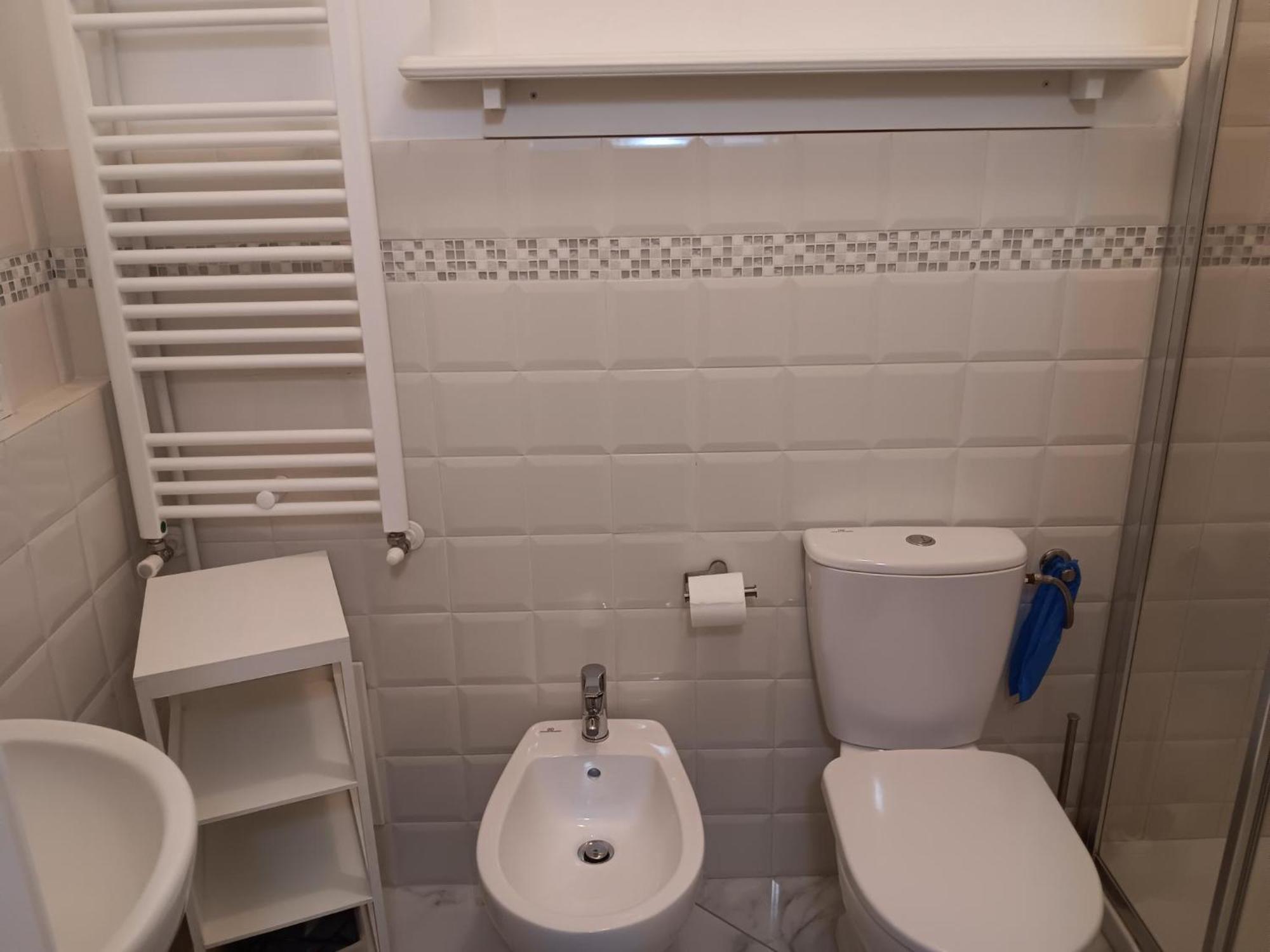 Monti Guesthouse Monti di Licciana Nardi Eksteriør billede